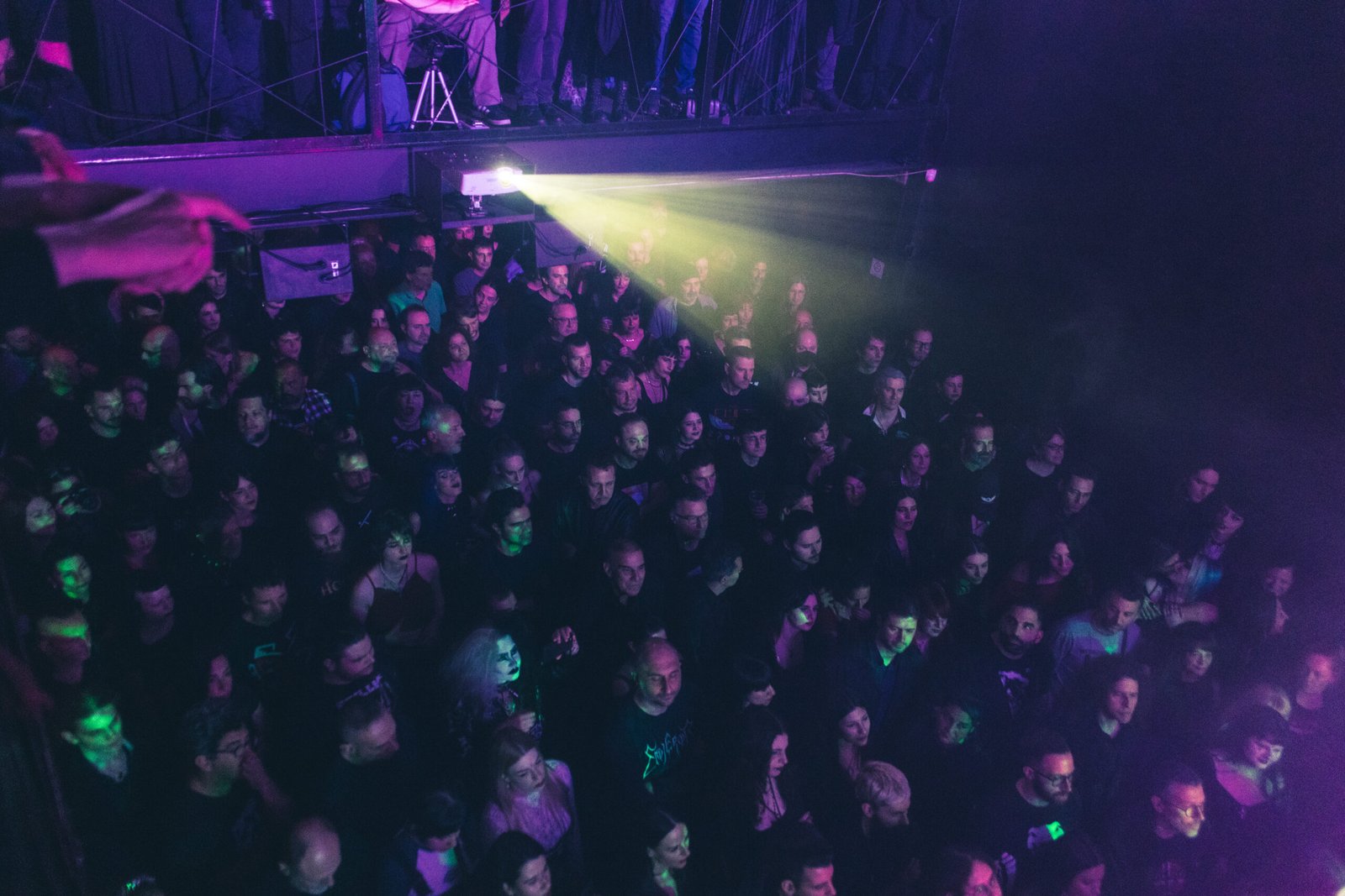 Μαύρα παραμύθια και synth αποκαλύψεις: Clan of Xymox και Tango Mangalore, 27/03/2025 @Temple