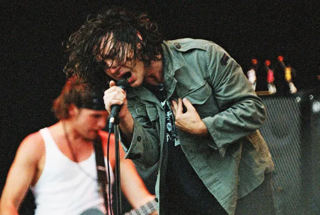 Pearl Jam: Vs. | Όπλα, αστυνομία και softball