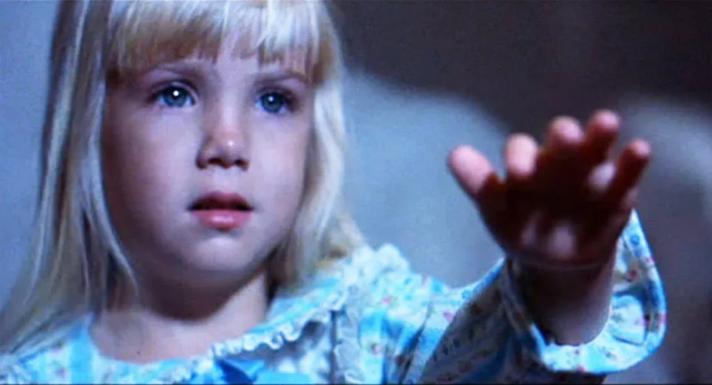Poltergeist: Η πραγματική ιστορία και το φιλμ που επαναπροσδιόρισε τον τρόμο | Carol Anne