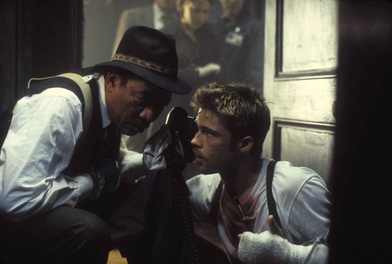 Se7en: Τι κρύβει τελικά το πιο εφιαλτικό κουτί στην ιστορία του σινεμά;
