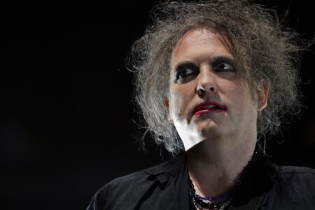 Robert Smith: Η επόμενη ημέρα των The Cure και οι σκέψεις για το τέλος