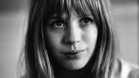 Marianne Faithfull: Η εμβληματική τραγουδίστρια έφυγε από τη ζωή στα 78 της