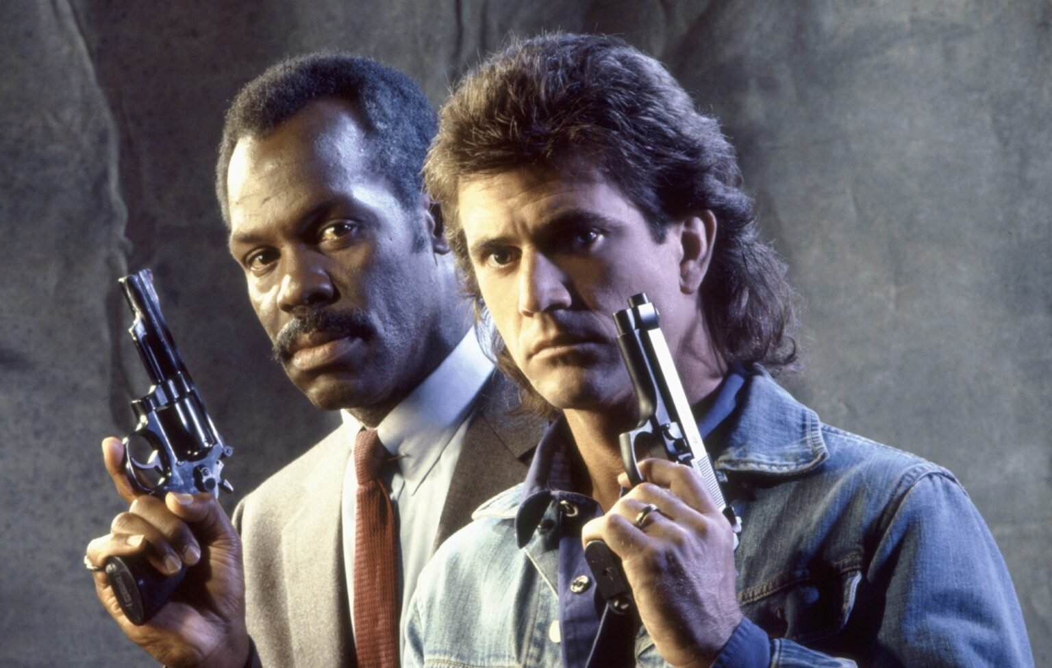 Οι Mel Gibson και Danny Glover ξανά μαζί στη σκηνή – Πλησιάζει το "Lethal Weapon 5";