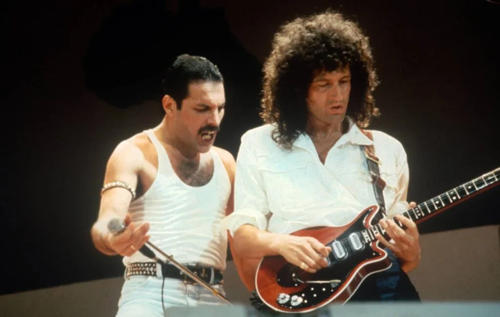 Brian May: «ο Freddie Mercury είχε τρελές ιδέες – και ίσως οι Queen έχουν κάτι νέο να πουν»