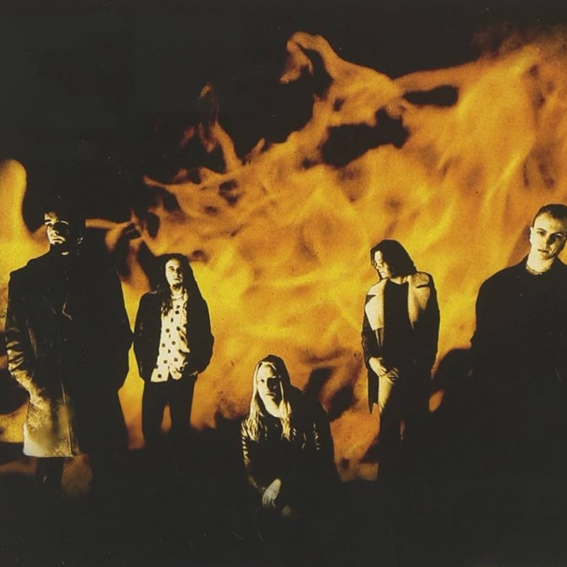 In Flames: Colony | Πώς να αλλάξεις χωρίς να χάσεις την ταυτότητά σου