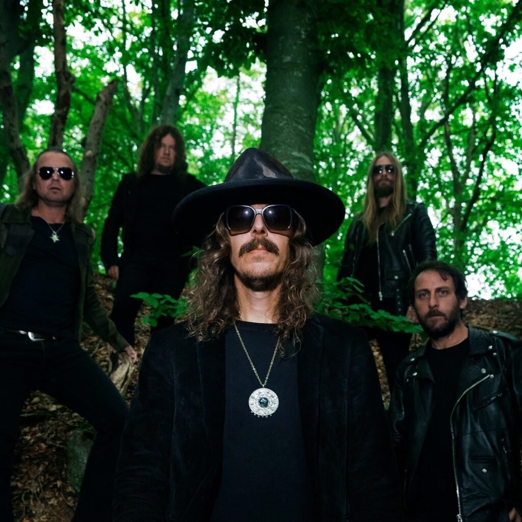 Rockwave Festival 2025: Οι Opeth και οι Mother of Millions συναντιούνται στον Λυκαβηττό για μία νύχτα που θα μείνει στην ιστορία
