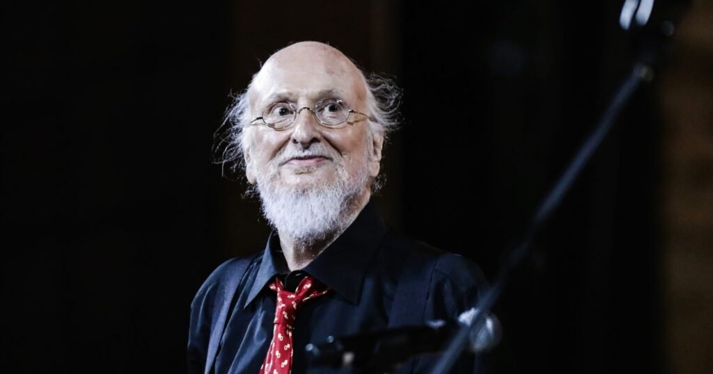 Rockwave Festival 2025: Ο Διονύσης Σαββόπουλος τιμά τα 30 χρόνια του φεστιβάλ με δύο επετειακές συναυλίες