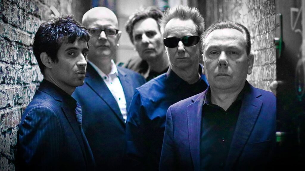 Peter Coyne (The Godfathers): Η μουσική μας είναι σύμβολο εξέγερσης ενάντια στην τυραννία!