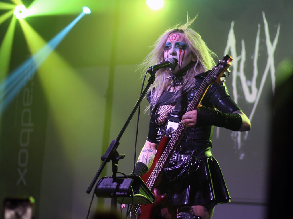 DDF: Peter Hook & The Light, Anja Huwe & Xmal Deutschland, Buzz Kull, 20/09/2025 @Τεχνόπολη