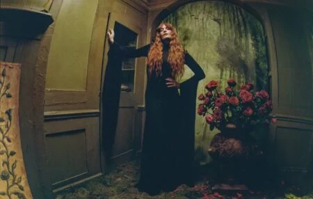 Οι Florence + The Machine παρουσίασαν το “Everybody Scream” στο “Graham Norton Show”