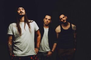 Jacks Full: Το “Black Sheep” ανοίγει τον δρόμο για το εκρηκτικό νέο άλμπουμ “Loud Minority”