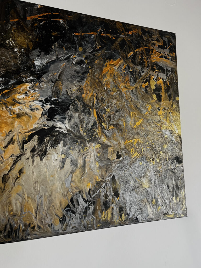 Η Eleana Comfu αποκαλύπτει τα “Golden Lies” της σύγχρονης εποχής