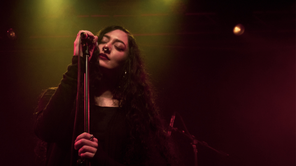 Messa: Η διαλεκτική σχέση ανάμεσα στην εξέλιξη και τη συνοχή Messa: Η διαλεκτική σχέση ανάμεσα στην εξέλιξη και τη συνοχή