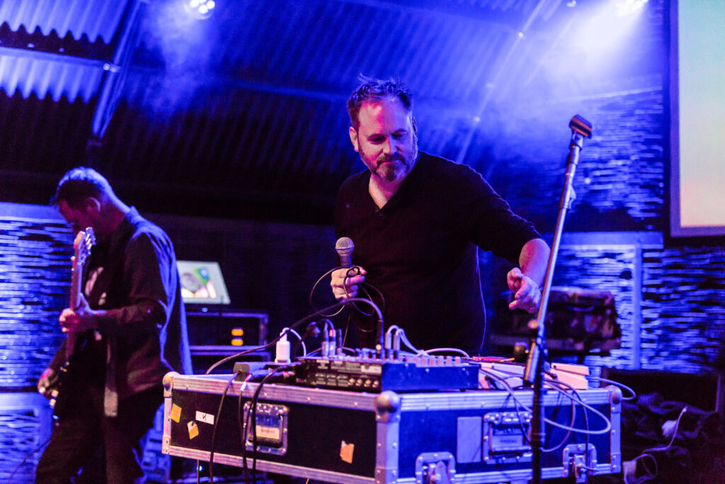 Brighter Death Now: Βεβηλώνοντας την έννοια της μελωδίας