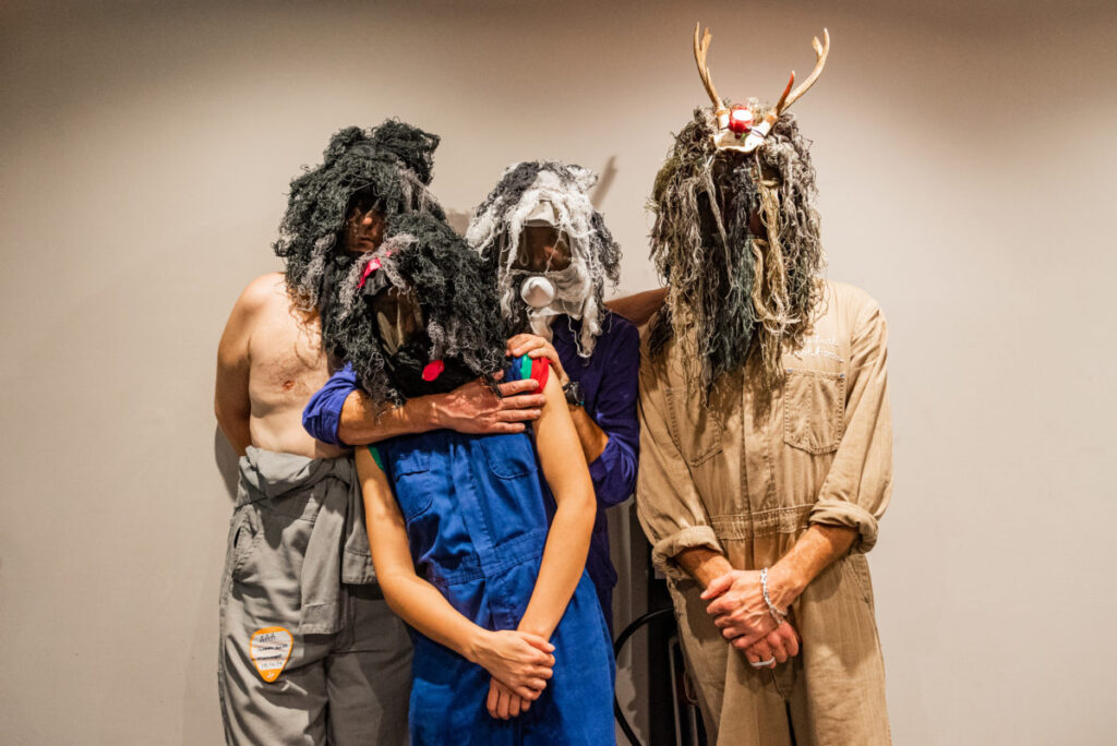 Οι Snapped Ankles live στην Αθήνα για ένα eco-punk τελετουργικό στο Gazarte Ground Stage Οι Snapped Ankles live στην Αθήνα για ένα eco-punk τελετουργικό στο Gazarte Ground Stage