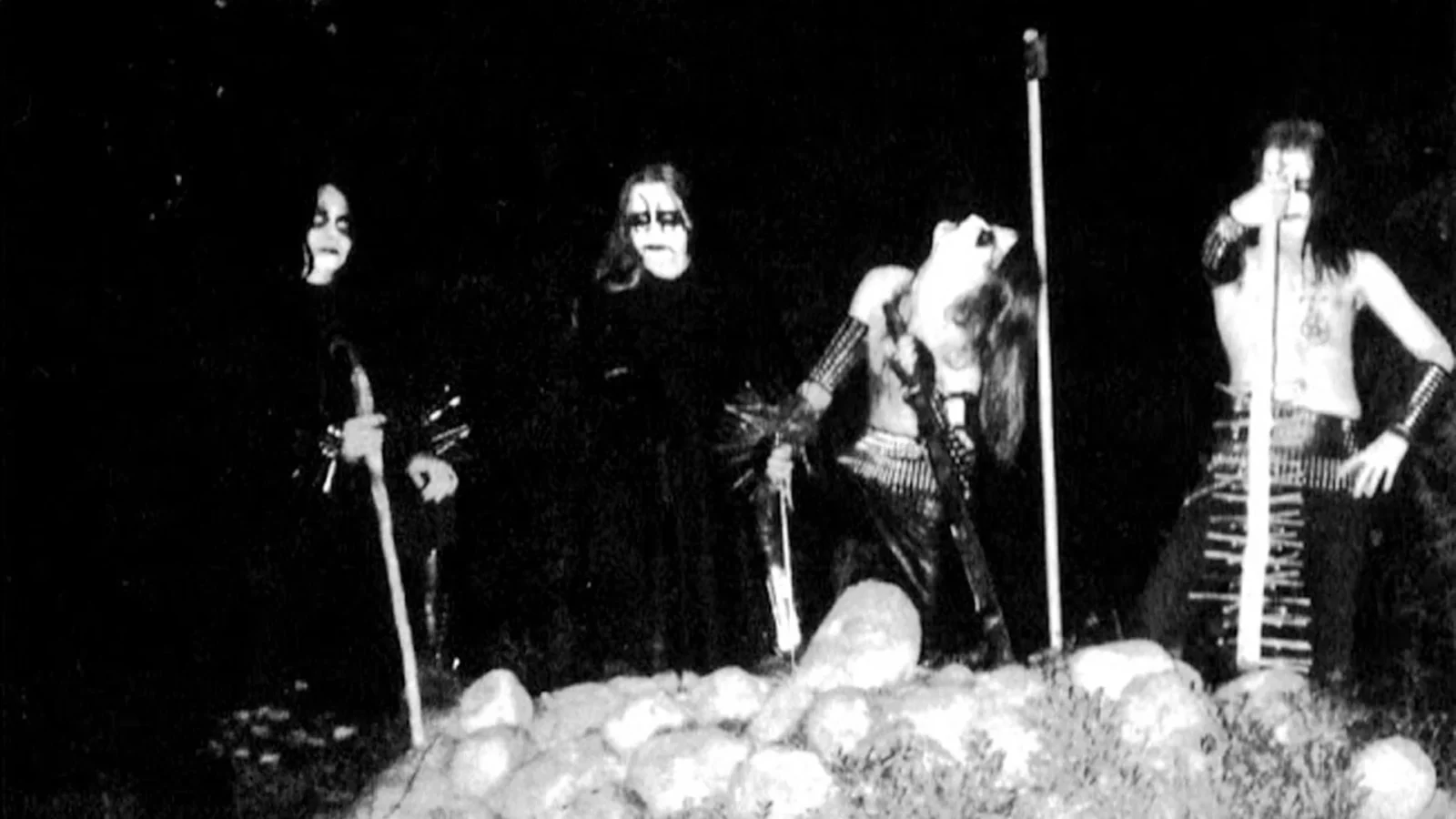 Dimmu Borgir: Stormblåst | Το άλμπουμ πριν το άλμα