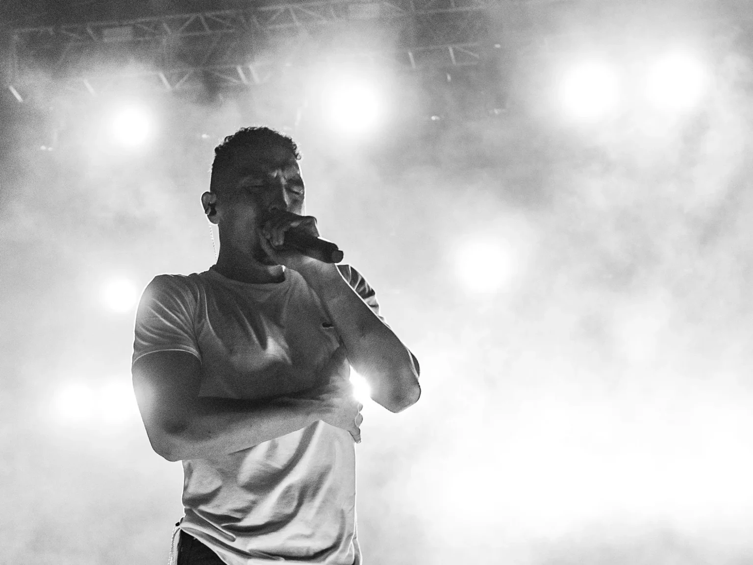 Μια δυναμική urban βραδιά με τον Morad στο Floyd Μια δυναμική urban βραδιά με τον Morad στο Floyd