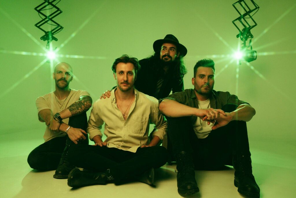 Birds of Vale: Heavy blues αισθητική και ακατέργαστη ενέργεια στο νέο single “Colder”