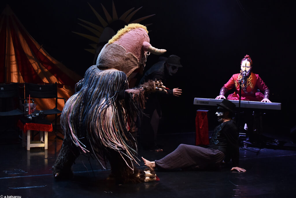 Dirty Granny Tales: «Η Τέχνη πρέπει να λειτουργεί ως μέσο έκφρασης»