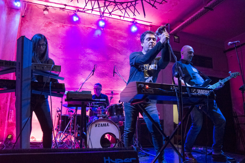 Convex Model: «Γράφουμε μουσική για αυτούς που παρεκκλίνουν από το κυρίαρχο»