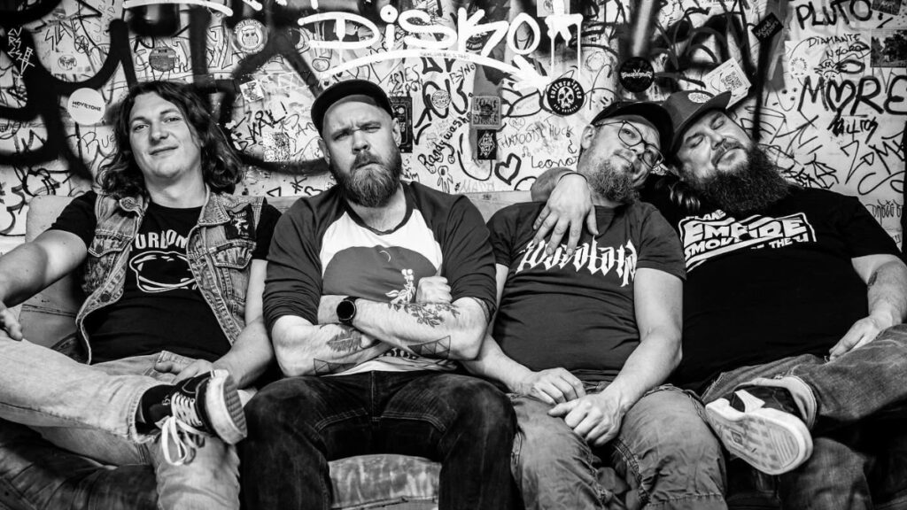 Ανακαλύπτοντας τον βαρύ ήχο των Greenleaf