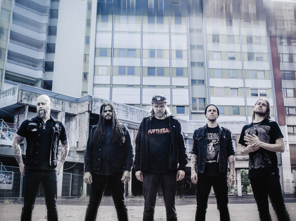 Eklatanz (Heretoir): «Η μουσική μπορεί να γίνει καταφύγιο σε έναν όλο και πιο αβέβαιο κόσμο»