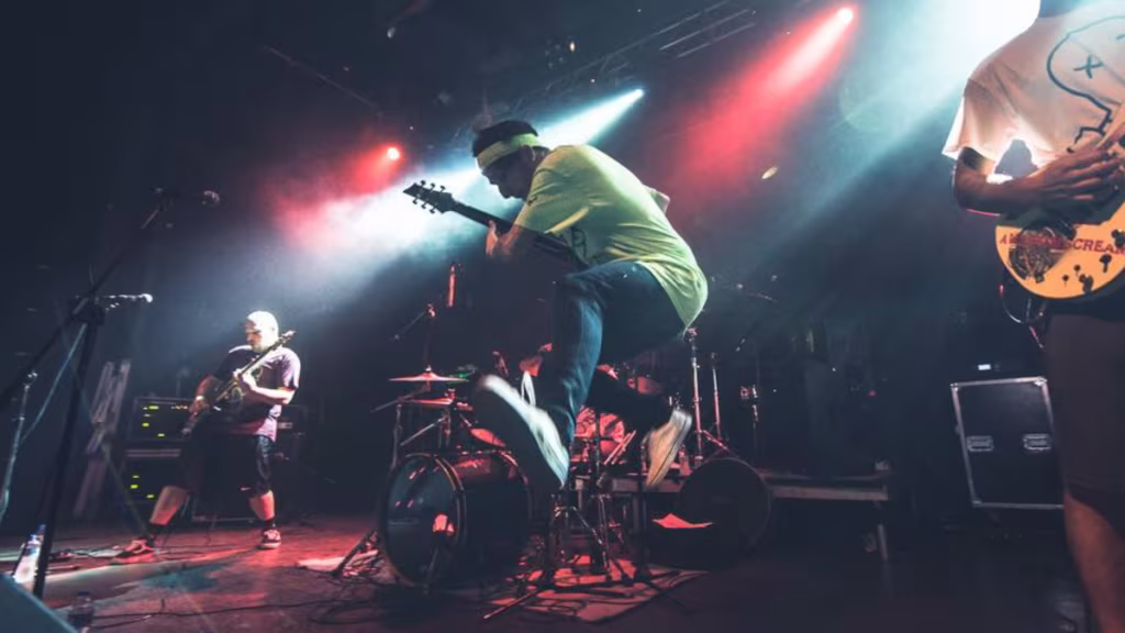 Οι Day Oof, οι Breakeven και οι Hot Box ζωντανά στο AN Club