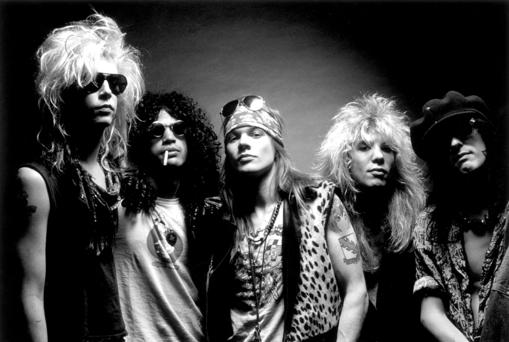 Guns N' Roses: Paradise City | Η γέννηση ενός ύμνου στο πίσω μέρος ενός βαν