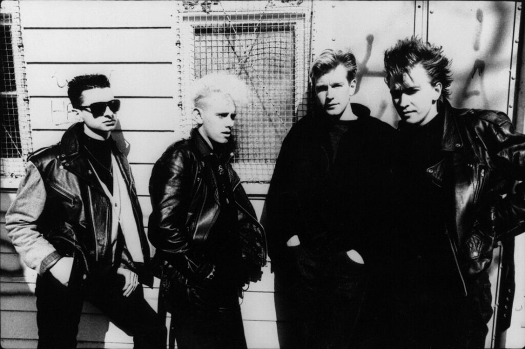 Depeche Mode: Black Celebration | Η συνειδητή απόρριψη της ποπ και η στροφή στο σκοτάδι