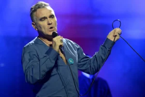 Morrissey: Κοιμηθείτε, δε θα τραγούδησει