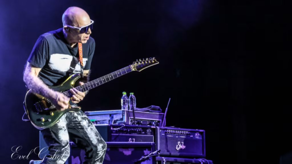 Ο Joe Satriani εξήγησε γιατί το tribute στους Van Halen με τον Lee Roth & τον Sammy Hagar δεν λειτούργησε