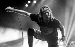 Randy Blythe: Ήρθε η ώρα να ορθώσετε ανάστημα