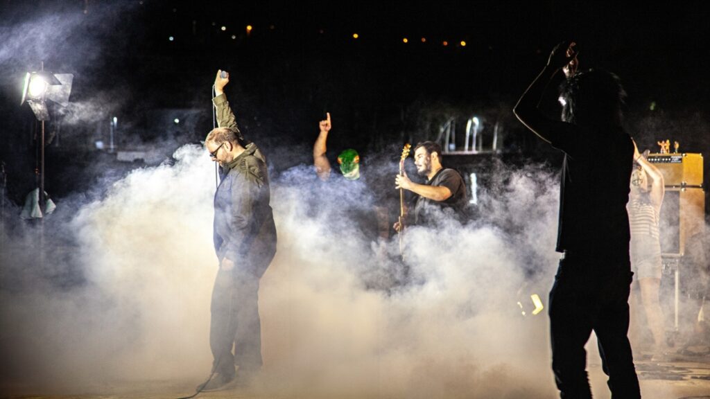 Οι Remade κυκλοφορούν το νέο άλμπουμ "Hug the Sun"