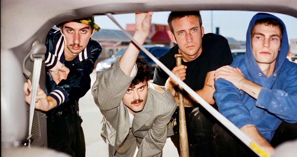 Το Plisskën παρουσιάζει τους Model/Actriz στο An Club