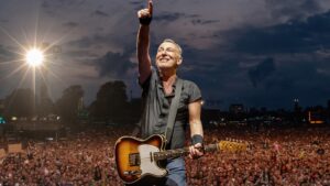 Ο Bruce Springsteen αναζητά κοινό έδαφος με τους απογοητευμένους θαυμαστές του