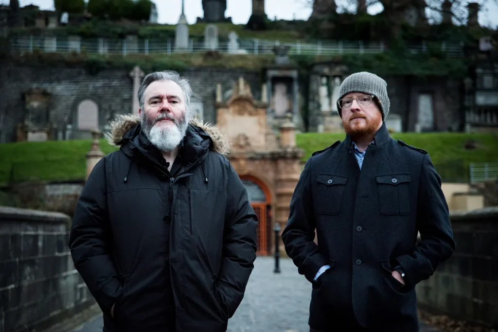 Το σκοτεινό indie rock ζωντανεύει ξανά καθώς οι Arab Strap έρχονται στην Αθήνα