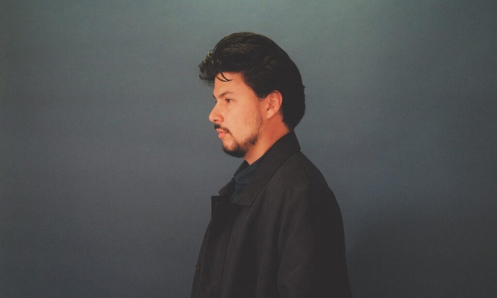 Ο Βρετανός δημιουργός Jamie Woon έρχεται στο WE