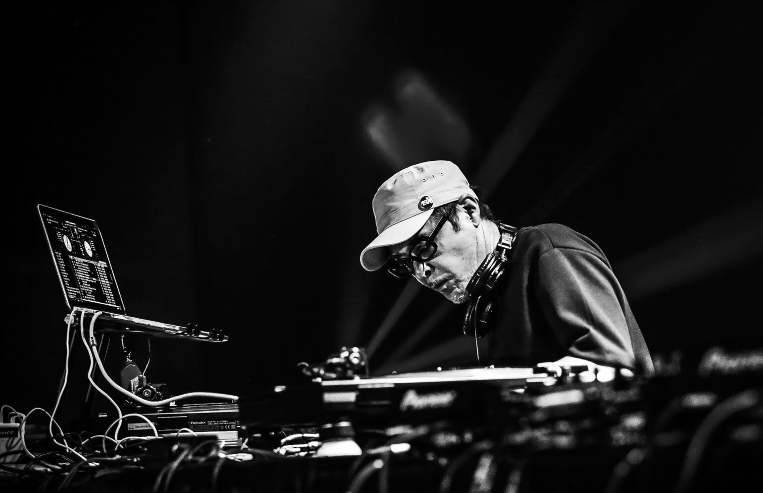 Ο θρυλικός παραγωγός DJ Krush στην Αθήνα για μια μοναδική βραδιά