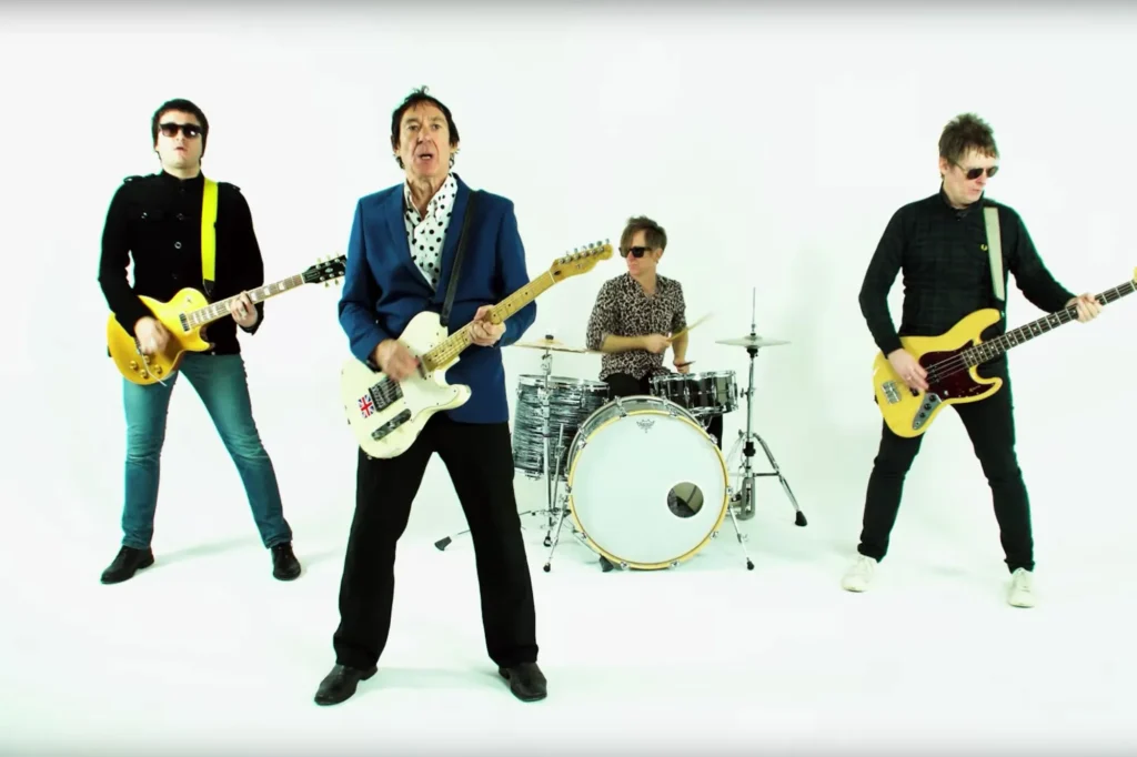 Η επετειακή περιοδεία των Buzzcocks έρχεται στη Θεσσαλονίκη και το Eightball Club
