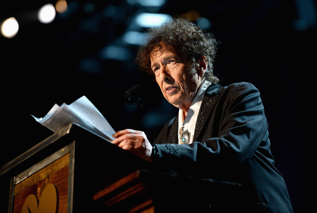 Bob Dylan: Το ιστορικό Νόμπελ που οι στίχοι νίκησαν τα βιβλία