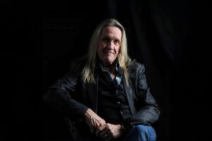 Nicko McBrain: «Έπρεπε να είχαμε κατεβάσει τα κομμάτια για τον Blaze Bayley»