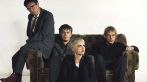 The Cranberries: No Need To Argue | Με τη Dolores να παραμένει ανατριχιαστικά επίκαιρη